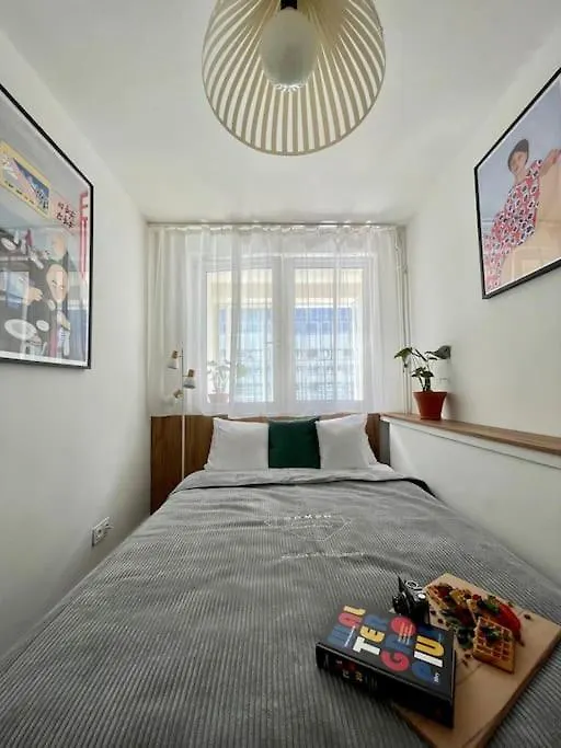 Oomph Modern Apartment With Balcony Warszawa Polen