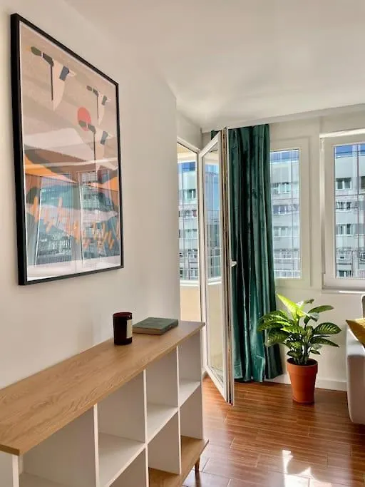 Oomph Modern Apartment With Balcony Warszawa 0*,
